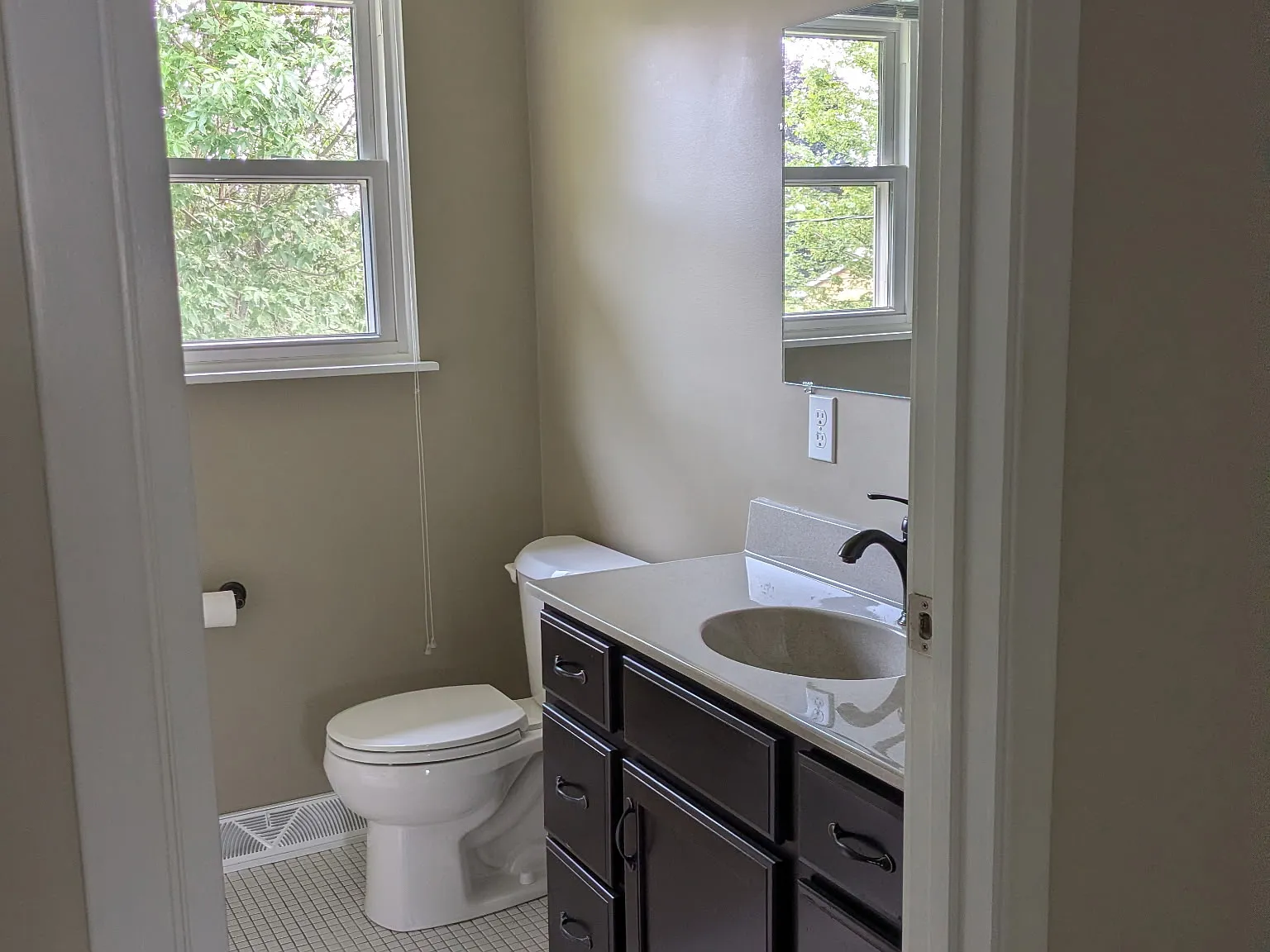 53 Patsy Ln — Photo 3