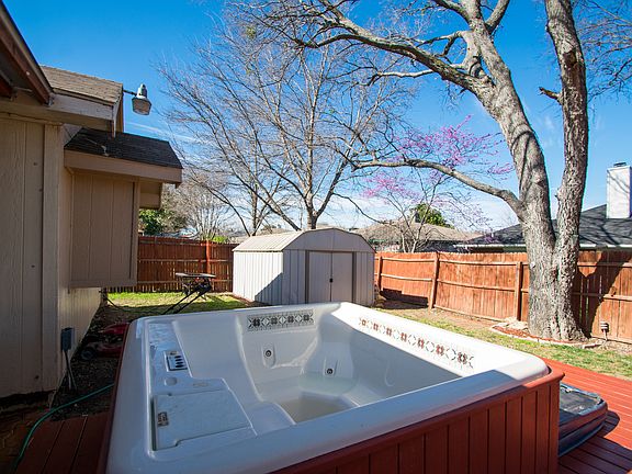 2nd image of 5612 Stone Meadow Ln
