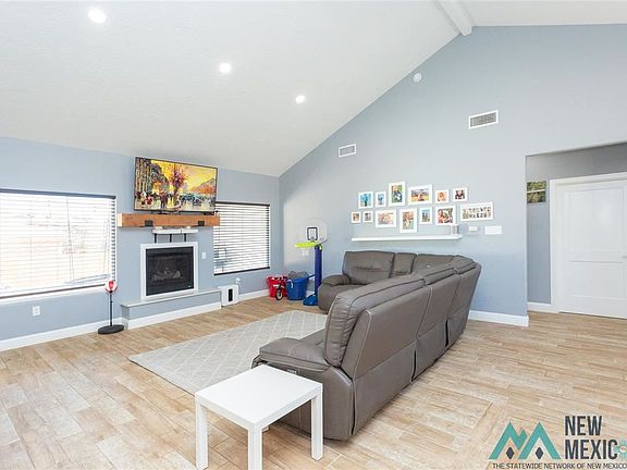 5th image of 603 Saunders Dr