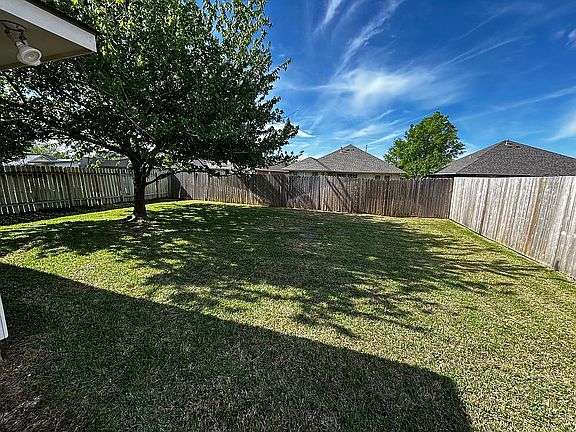 2nd image of 2408 Antelope Ln