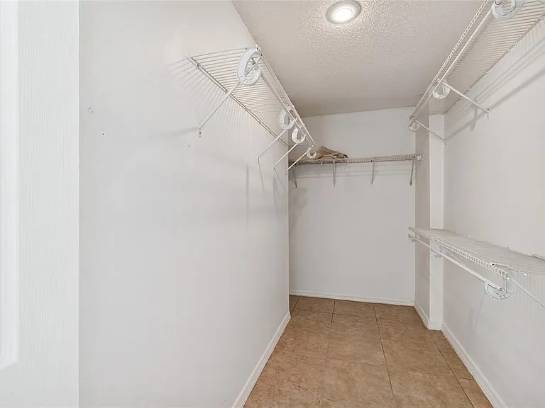 11903 Steppingstone Blvd — Photo 28