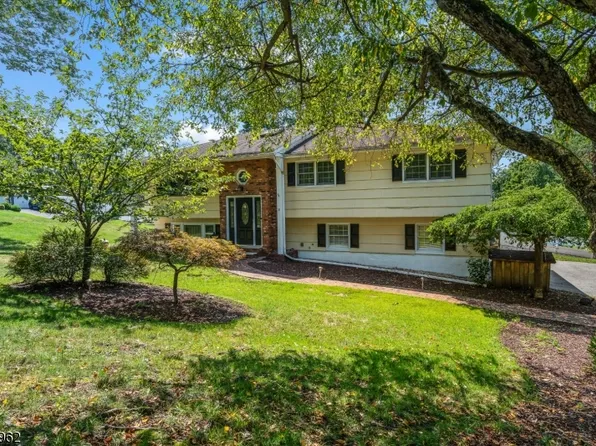 31 Bolton Rd, Wayne Twp., NJ 07470