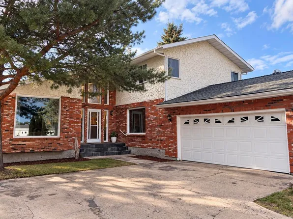 4114 48a St, Vegreville, AB T9C 1B3