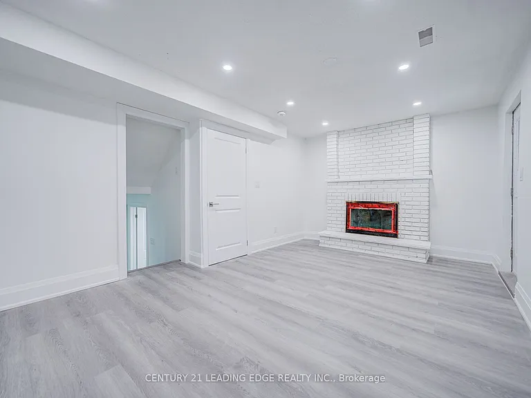 46 Hinchley Wood Grv #BASEMENT — Photo 7