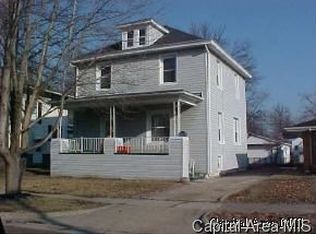 713 W Market St, Taylorville, IL 62568