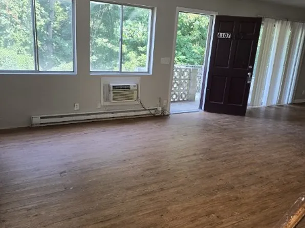 550 Harding Pl, Nashville, TN