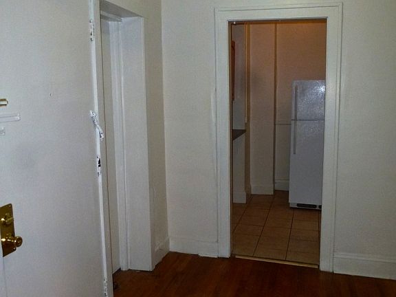 5th image of 12203 Clifton Blvd APT 33