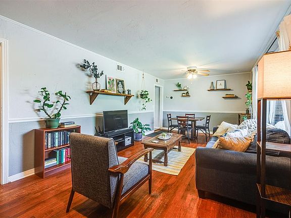 4th image of 1506 Andover Ct