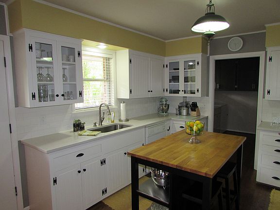 5th image of 321 Kirven Ave