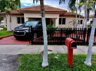 10370 SW 7th St, Sweetwater, FL 33174