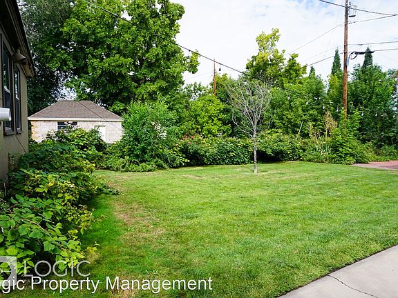4th image of 427 E Edith Ave