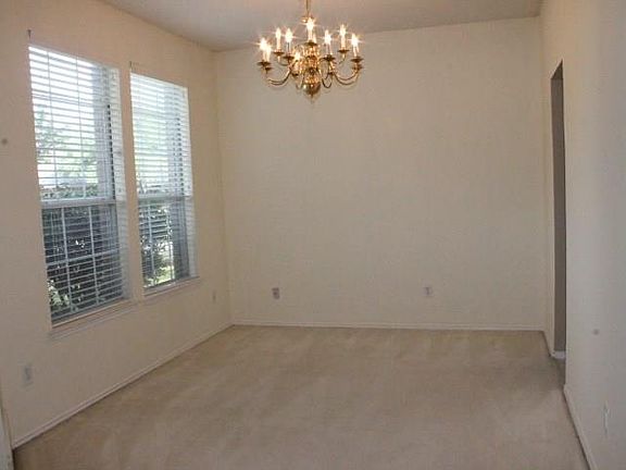 2nd image of 3136 Glory Ln