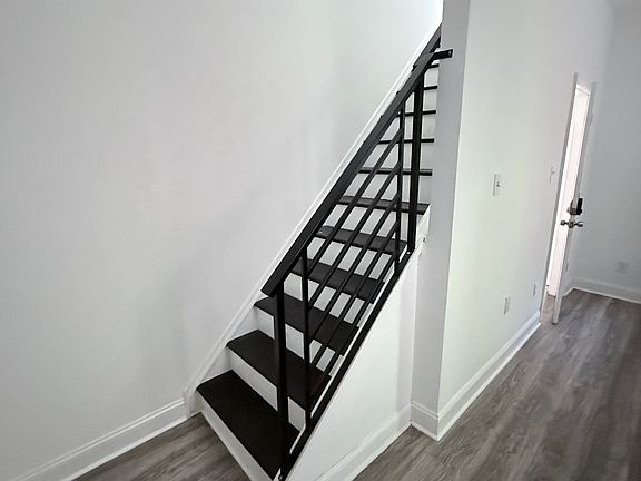 4th image of 1612 W Susquehanna Ave Floor 2