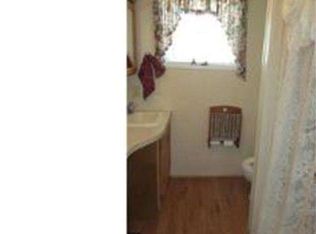 662 Butternut Ct, Red Hill, PA 18076