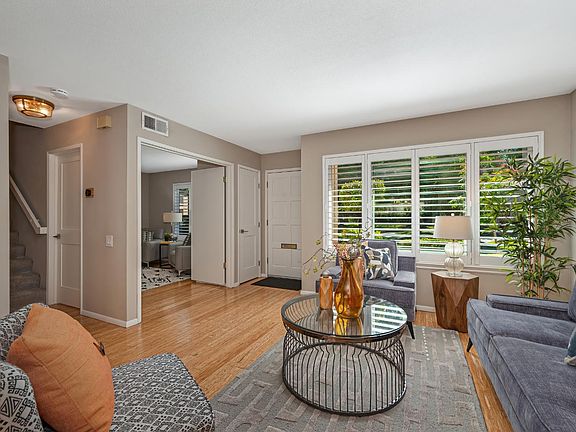 4th image of 518 Hartnell Pl