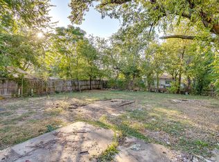 1220 E Pulaski St, Fort Worth, TX 76104