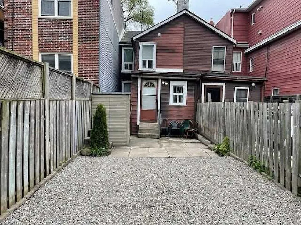 2 bed, $2,600 — Photo 2