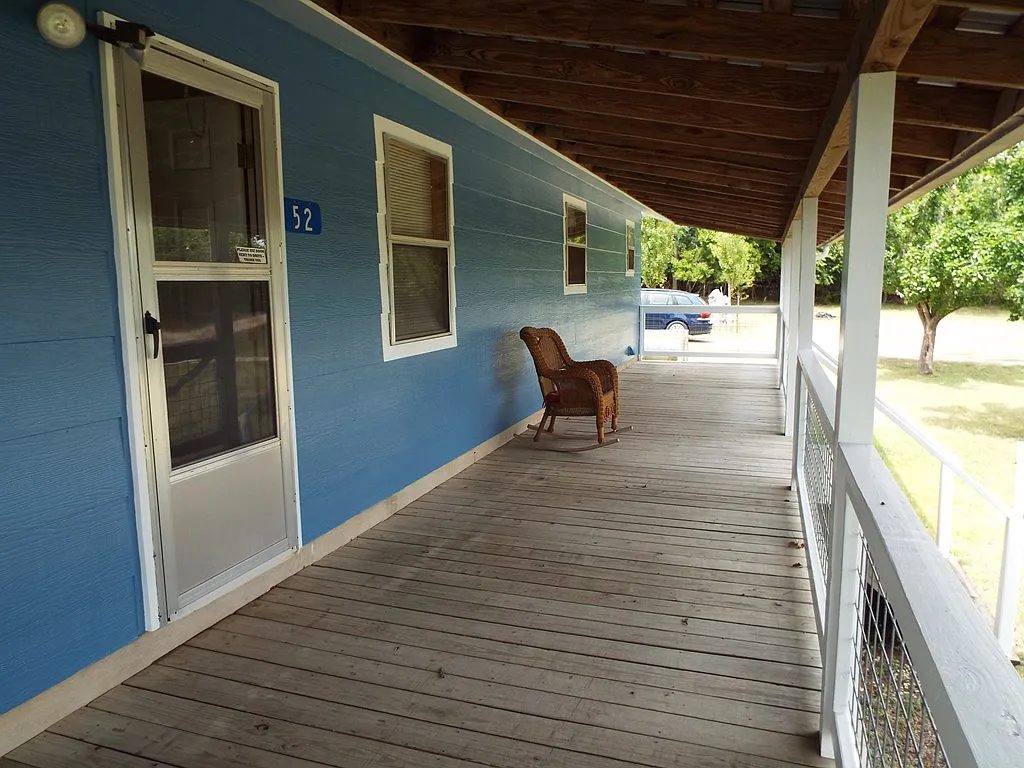 2 bed, 2.0 bath, 1303 sqft, $1,400 — Photo 3