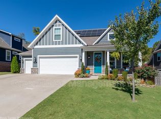 5805 W Willow St, Rogers, AR 72758