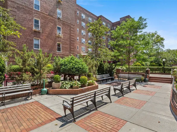 9931 64th Avenue #E-9, Rego Park, NY 11374