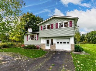 8547 Button Rd, Cicero, NY 13039