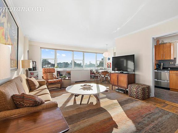 2nd image of 101 W 12th St APT 15U