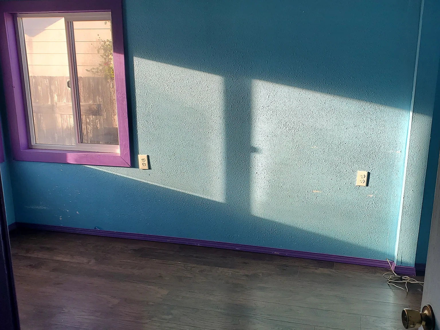 2 bed, 715 sqft, $800 — Photo 2