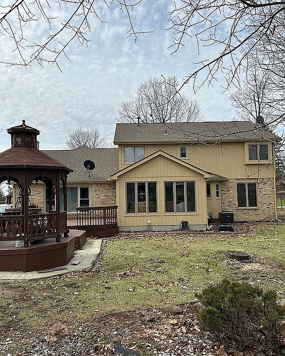 2nd image of 1366 Kings Pointe Rd