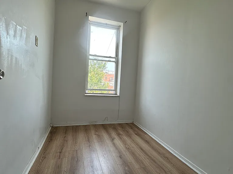 57 28th Ave #3F — Photo 6