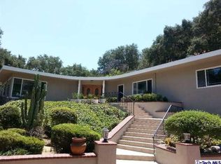426 Somerset Pl, La Canada Flintridge, CA 91011