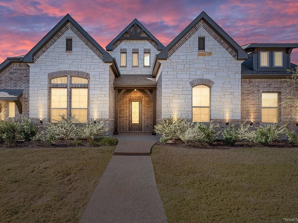 1st image of 2321 Paddington Way