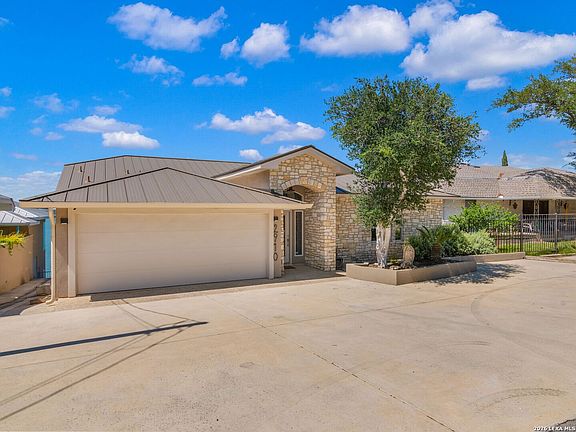 3rd image of 2910 Colleen Drive
