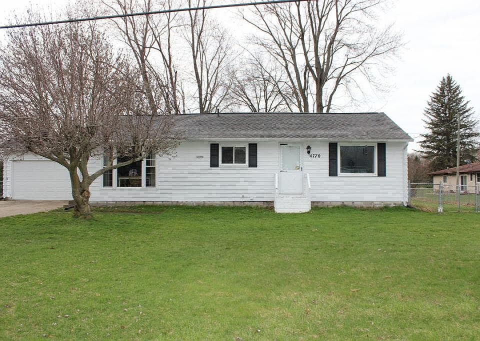 1st image of 4770 Woodside Dr