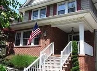 91 W 38th St, Bayonne, NJ 07002