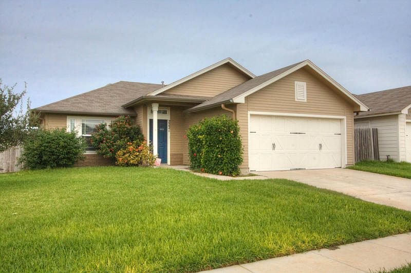 1st image of 2221 Encino Dr