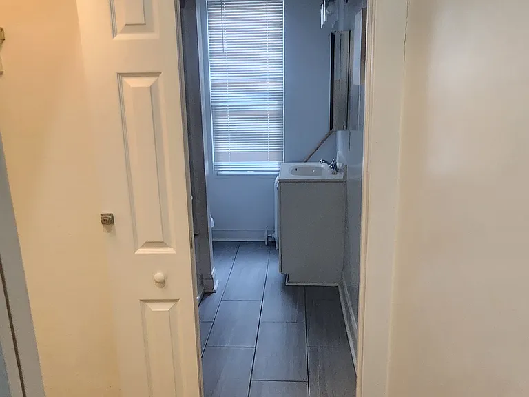 445 Hansberry St #2 — Photo 13
