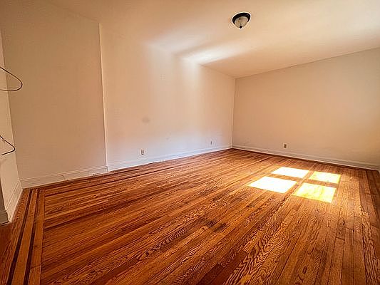 3rd image of 34-31 81st St #B23