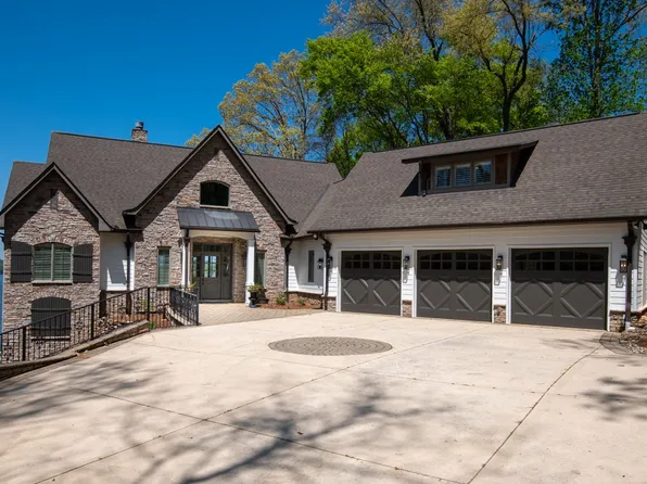 51 W Rockcrest Cir, Winchester, TN 37398