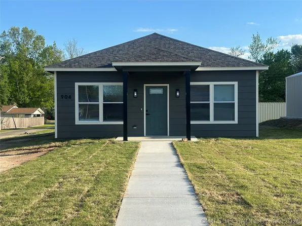 904 W Main St, Haskell, OK 74436