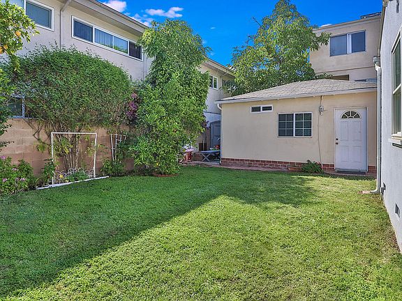 4th image of 4304 Coldwater Canyon Ave