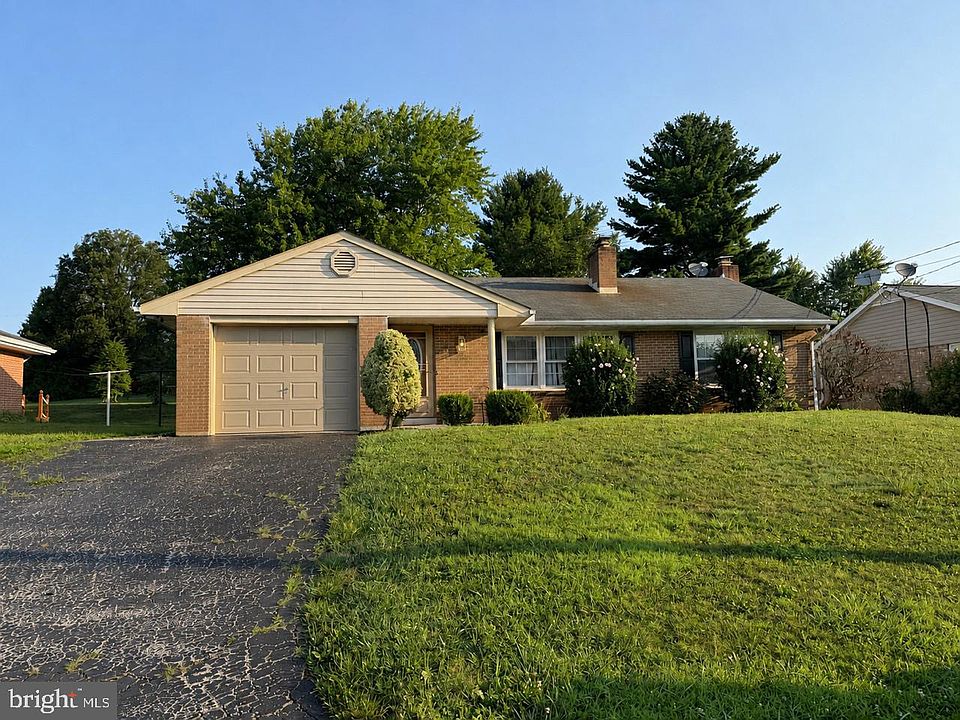 1st image of 3967 Bahn Ave