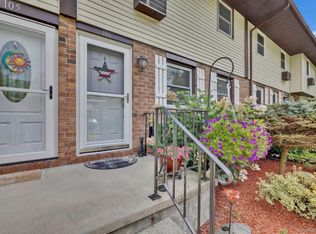 106 Parr Meadow Drive #1F, Newburgh, NY 12550