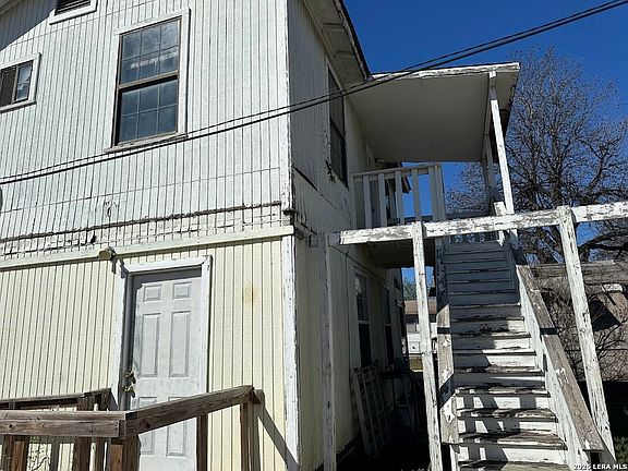 5th image of 831 BRIGHTON