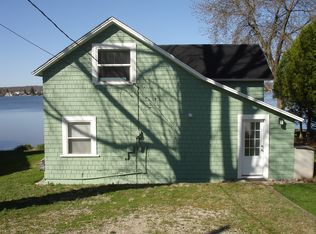 4584 E Shore Dr, Caledonia, MI 49316