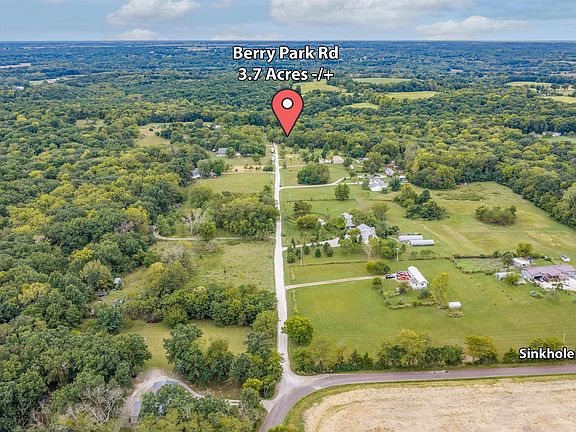 3rd image of Berry Park Rd