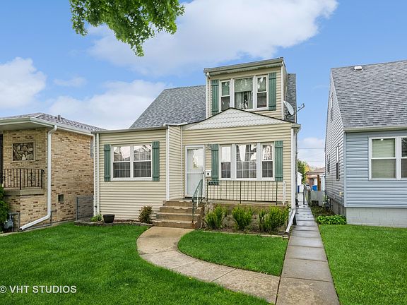 3rd image of 4331 N Newcastle Ave