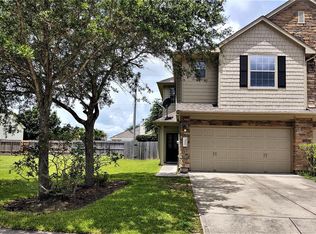 311 Brandy Ridge Ln, Dickinson, TX 77539