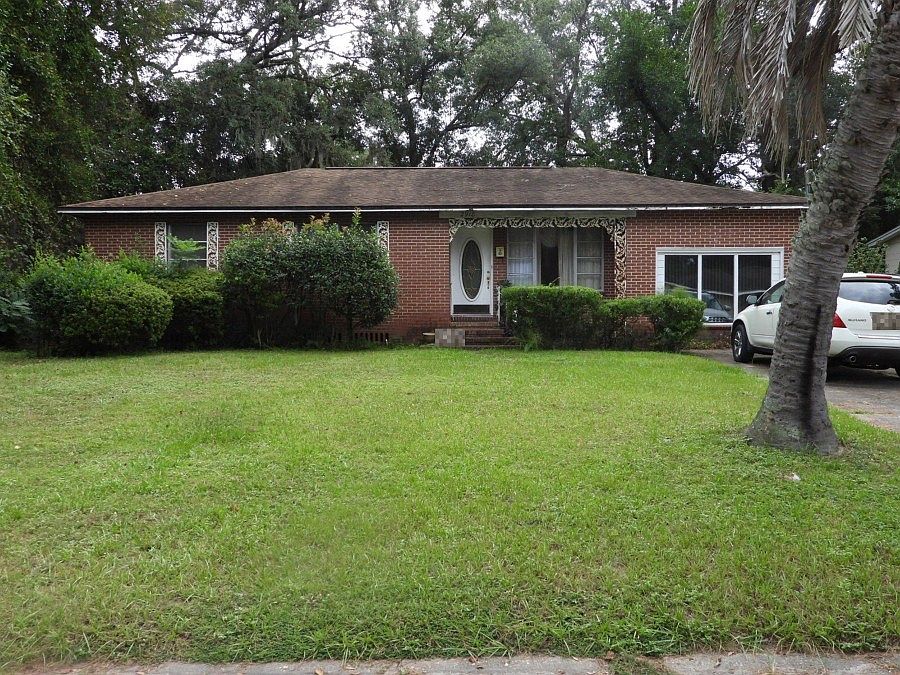 1st image of 2918 Donna Dr