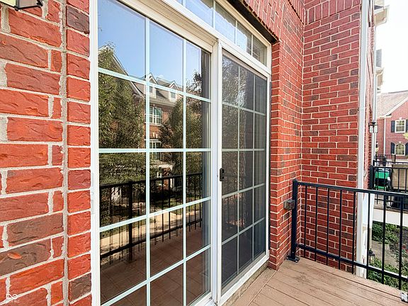 4th image of 11910 Riley Dr Unit 4