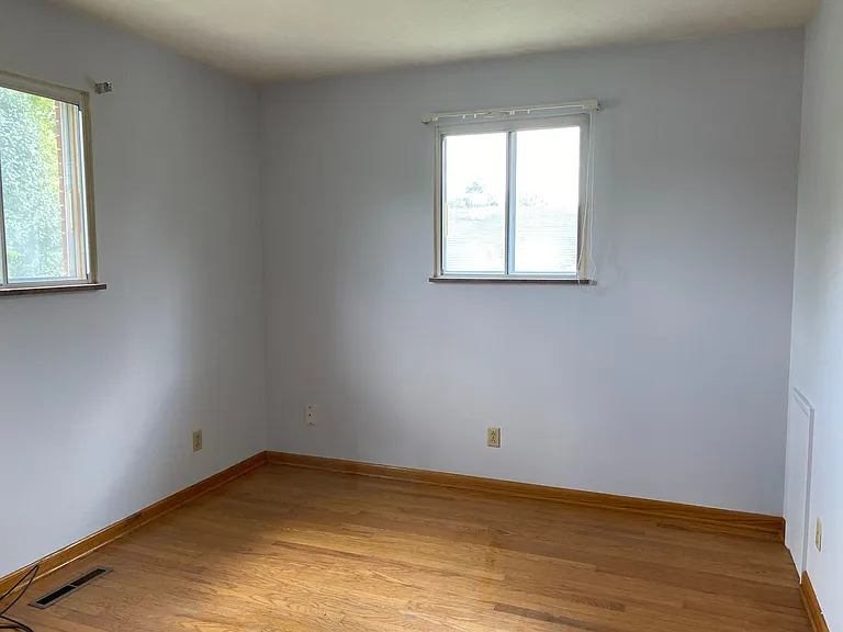 2600 Cleveland Ave — Photo 2